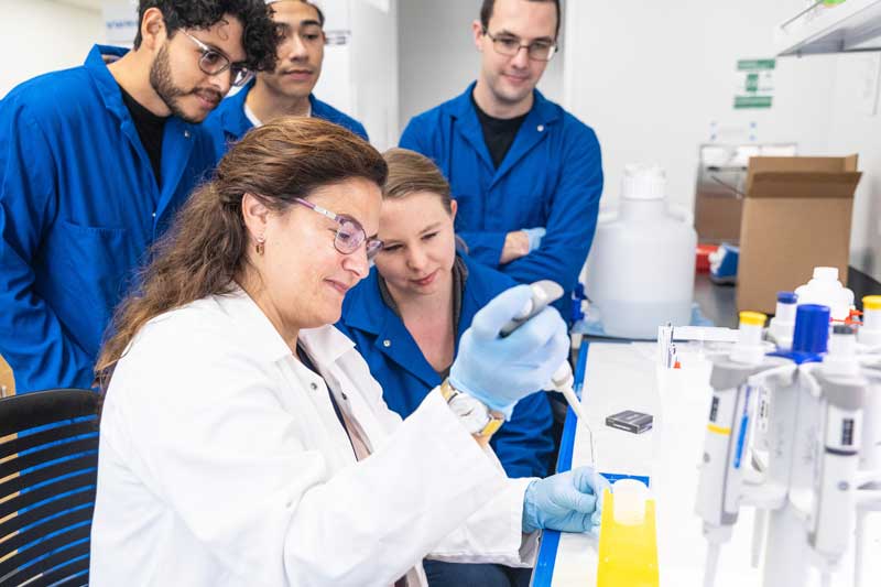 UC Merced Faculty toolkit - two females in the lab